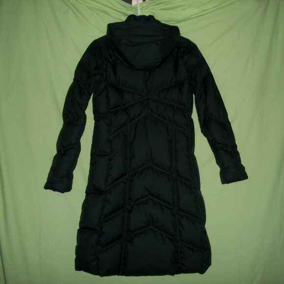 Patagonia Women's Black Down Puffer Coat with Hood - Picture 2 of 16